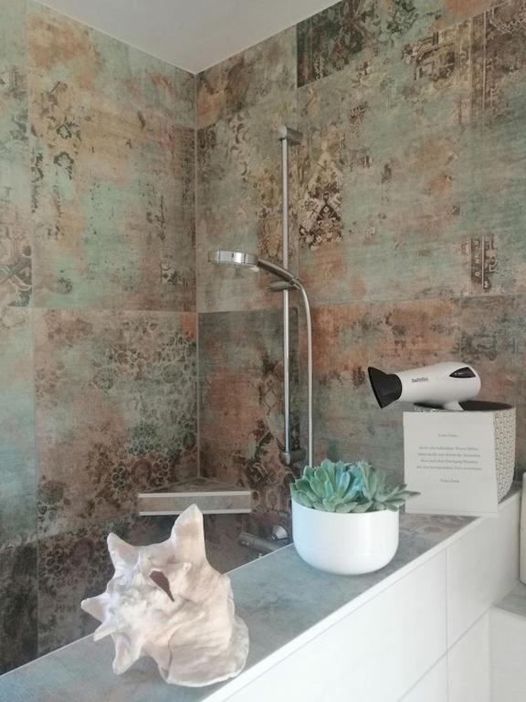 Gemuetliche Ferienwohnung Oase 22 Кюлунгсборн Экстерьер фото