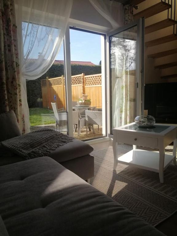 Gemuetliche Ferienwohnung Oase 22 Кюлунгсборн Экстерьер фото
